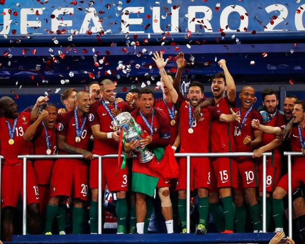 PT Portugal vence Campeonato Europeu de Futebol 2016
