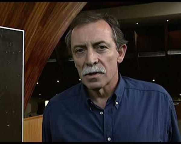 Os eurodeputados portugueses e Jacques Santer